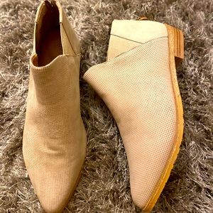 Gentle Souls woman shoes